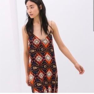 ZARA Tribal Print Open Back Slit Maxi Dress
SIZE M-NWOT -😍 Beautiful!!​​​
